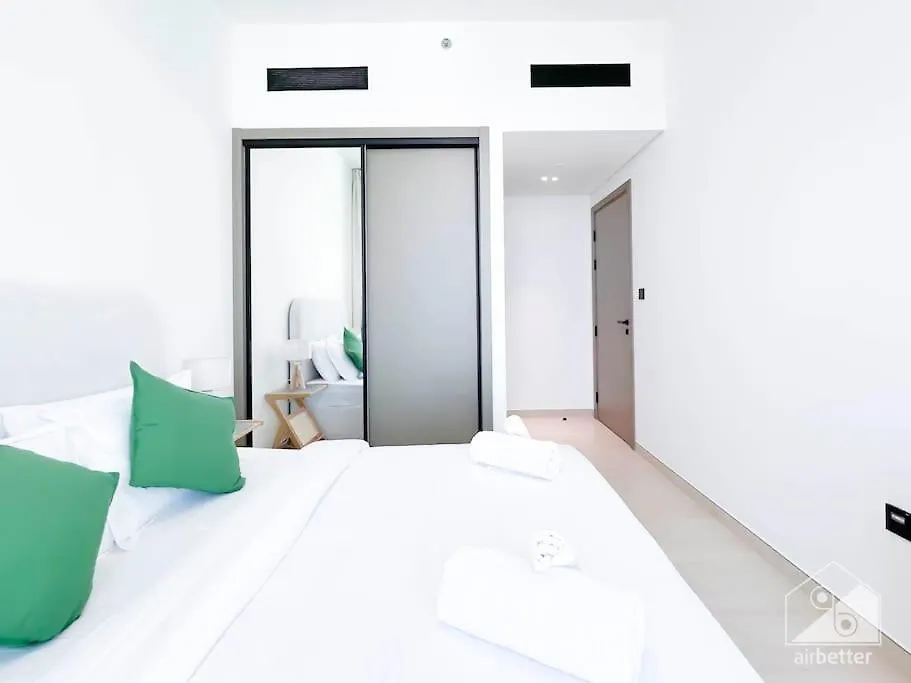 Apartment City Views & Comforts At Binghatti Emerald Dubai United Arab Emirates