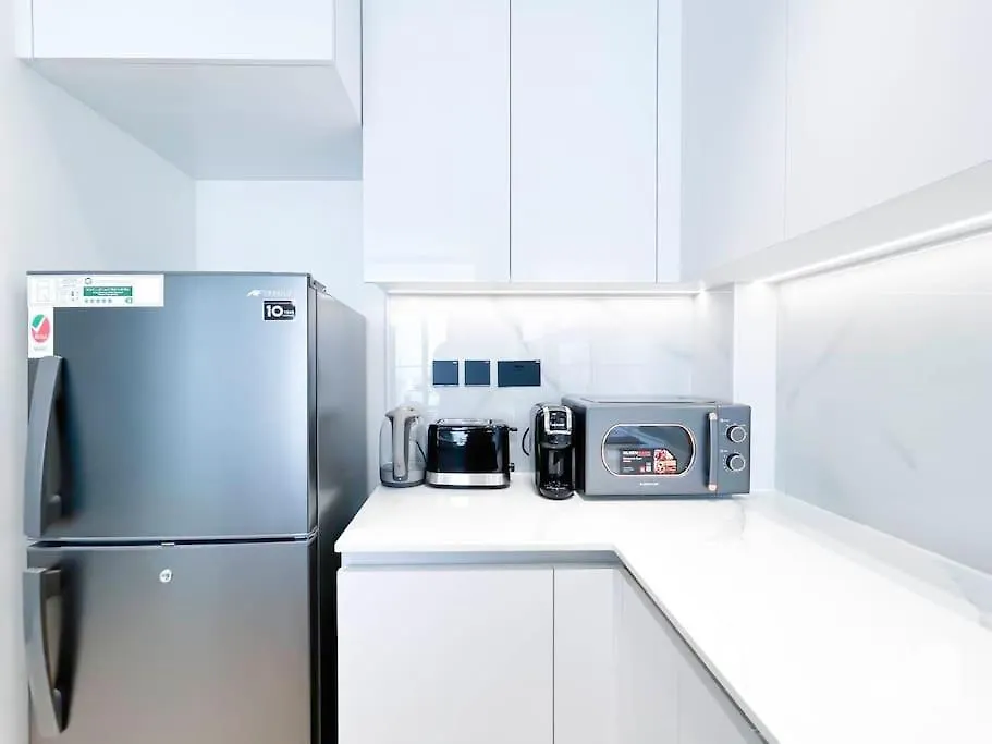 City Views & Comforts At Binghatti Emerald Dubai 0*,  Verenigde Arabische Emiraten